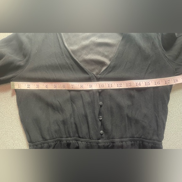 KENDALL & KYLIE Black & White Rose Print Romper Size Large - Picture 9 of 14